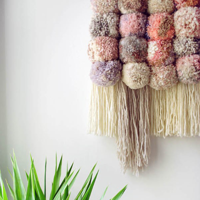 Pompom-wallhanging_tutorial_detail_We-Are-Scout-600x842