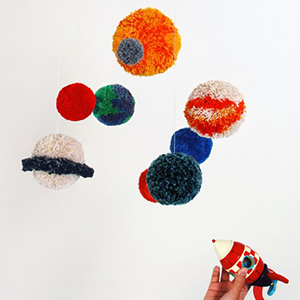 Pom pom solar system mobile