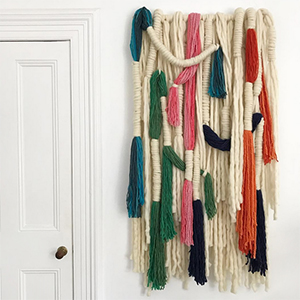 how to make a wrapped wool wall hanging