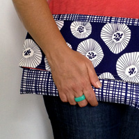 make an easy envelope clutch 