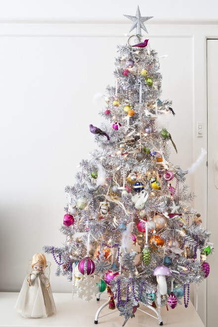 Wee Birdy Christmas Tree via we-are-scout.com