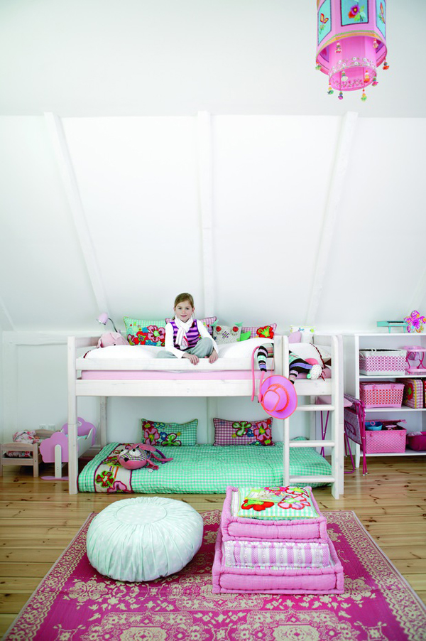 Bolig Magazine home chlds room via the red thread