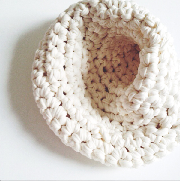 sculptural-crochet-the-red-thread