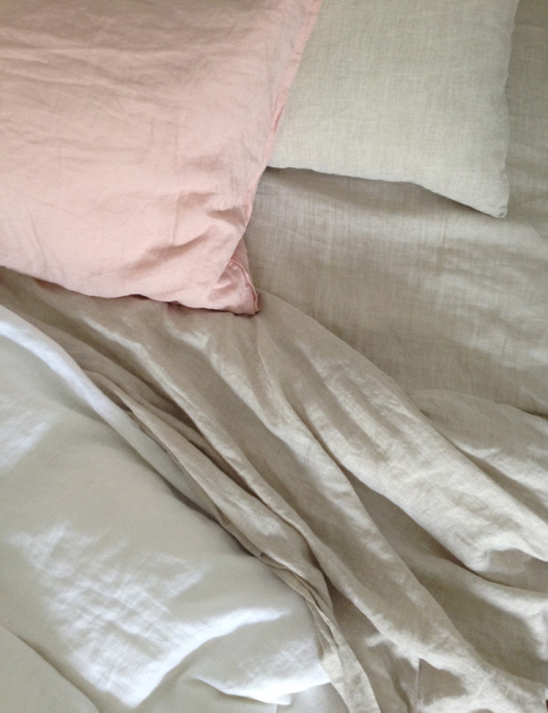 the red thread loving linen bedding