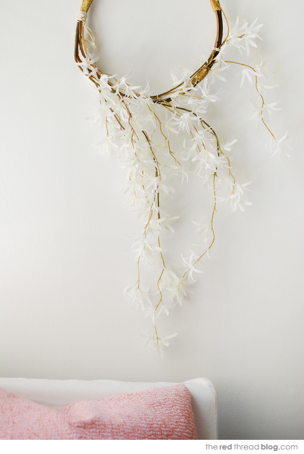 How to make a simple Christmas Wreath - the red thread blog. Styling and photography: Lisa Tilse