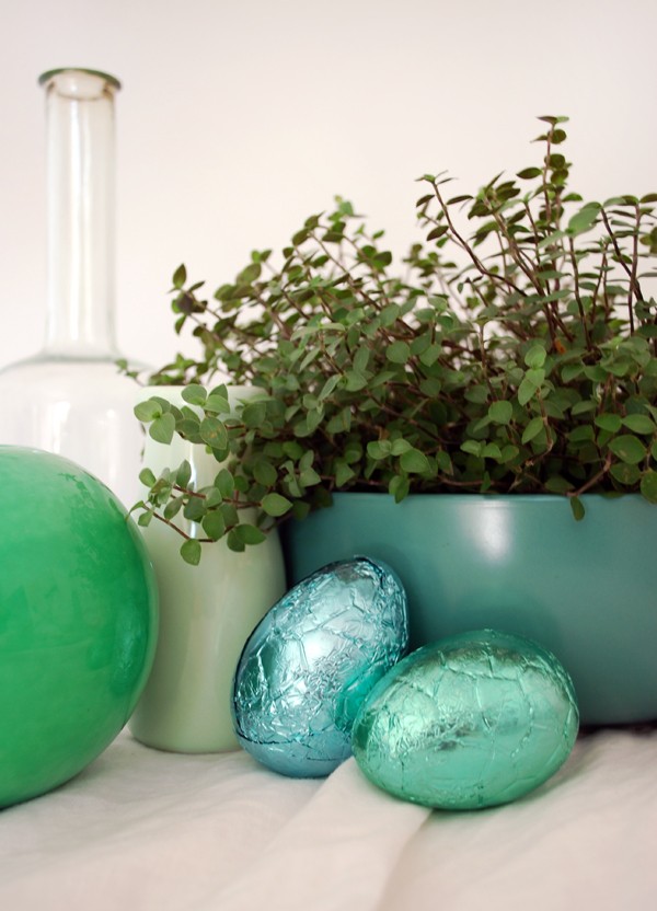 3 STUNNING Easter table settings, via We-Are-Scout.com.