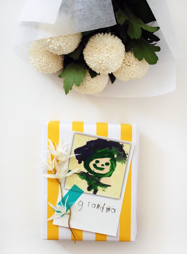 Tutorial: Two lovely photo gift ideas for Mother's Day via we-are-scout.com
