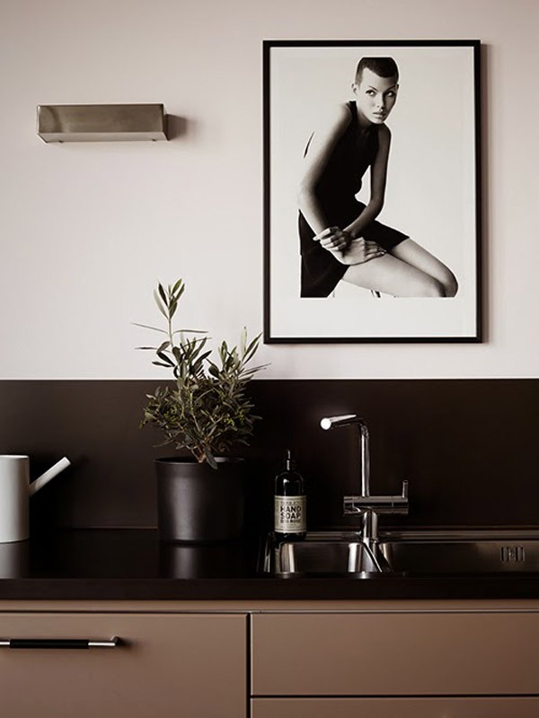 Trend Scout: walls pinted half black - We Are Scout