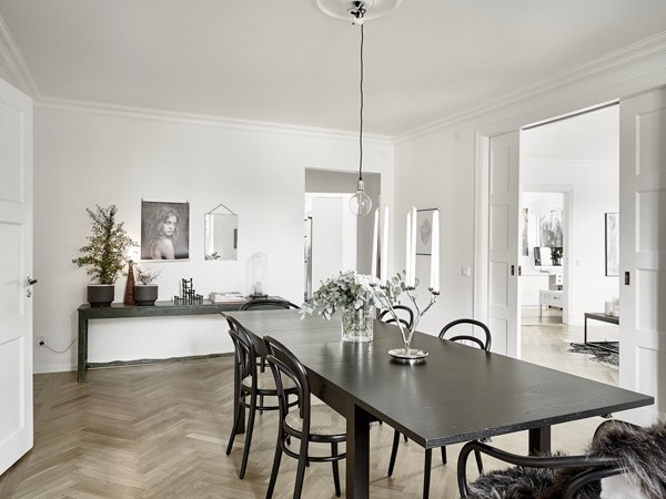 A light filled apartment in Sweden