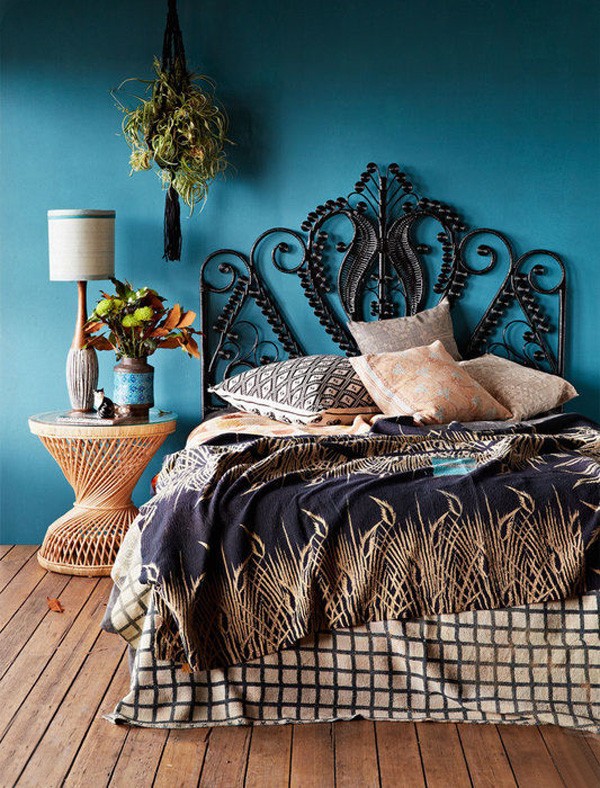 The Family Love tree Peacock bedhead.