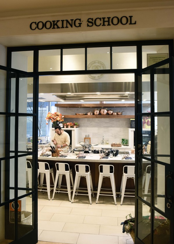 Adam Liaw's Asian Cookery School at Williams Sonoma. Photo La Tessa Photography.