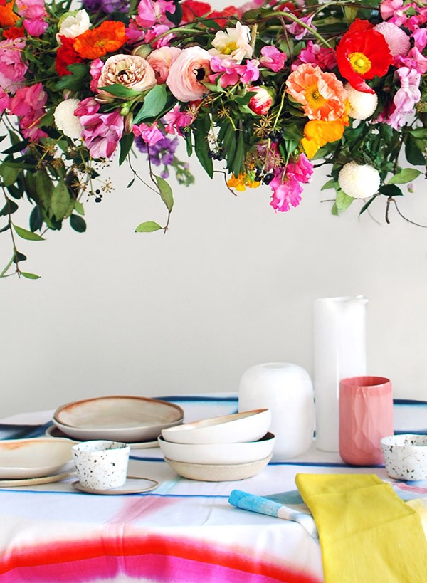 If you love the idea of adding a touch of theatre when you're throwing a party - like a special birthday, engagement, or baby shower - but can't afford expensive decorators or florist-created arrangements, it's easier than you think to DIY.