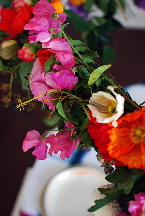 A burst of colour courtesy of your DIY hanging flower chandelier. 