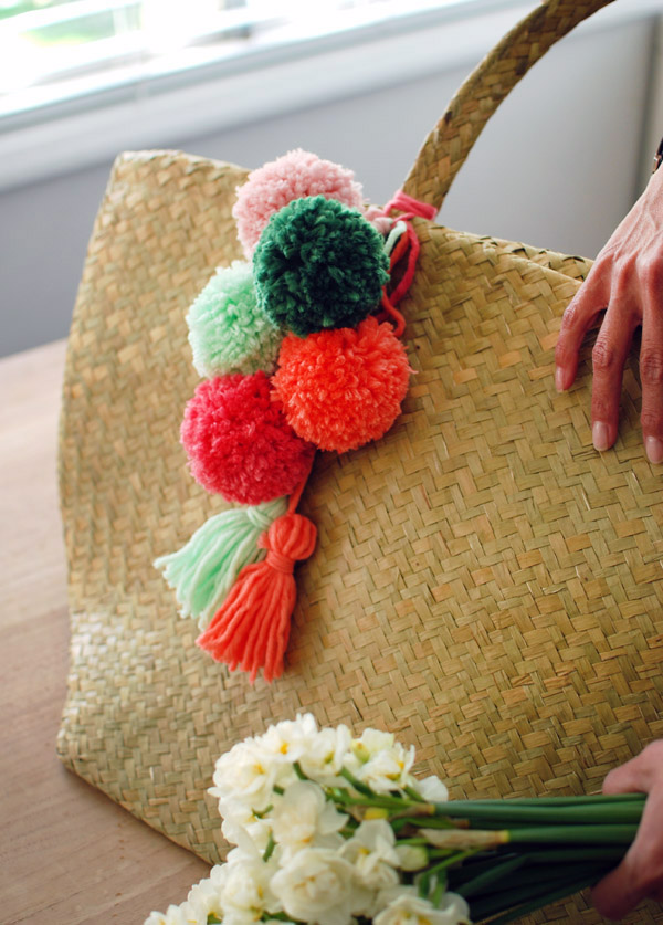 How to Make a Pom Pom Tassel Bag Charm - Reviews by Sarah ™