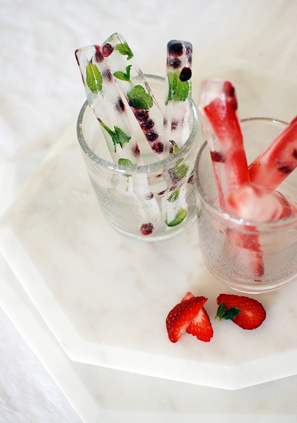 How to make fruity ice cube sticks for Christmas entertaining.