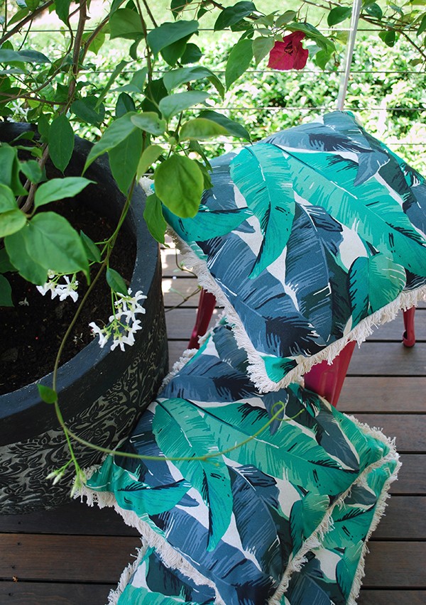 A tropical Australian Christmas with Amazon cushion from Target Australia. Photo by Lisa Tilse for We Are Scout.