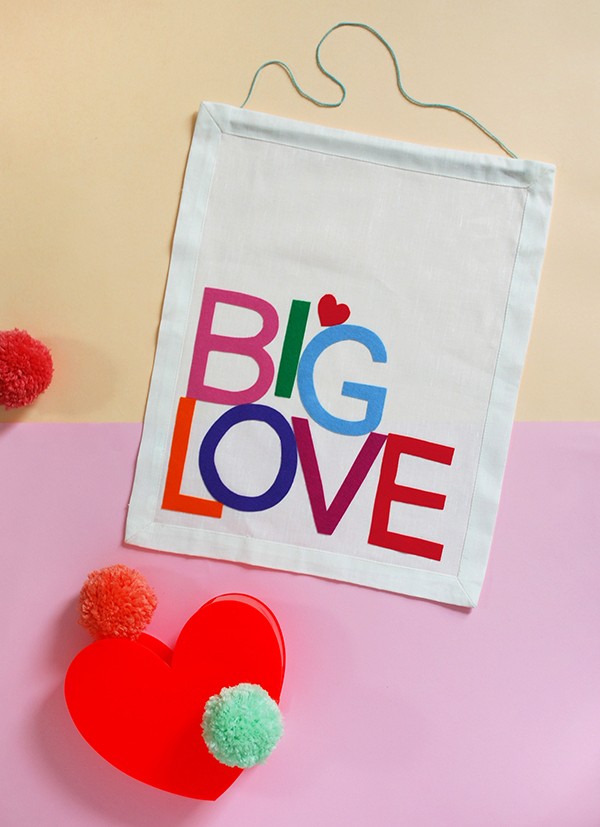 A Valentine's gift that's big on style (and love!). And there's no sewing involved!