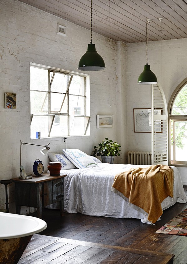 The home of artist Saskia Folk. Photography Derek Swalwell.