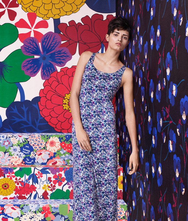 Liberty for Uniqlo. Heritage florals from the Liberty archives with Uniqlo’s forward-thinking reactive design