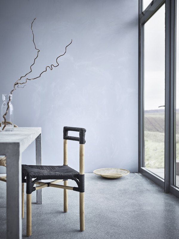 IKEA Viktigk collection black chair