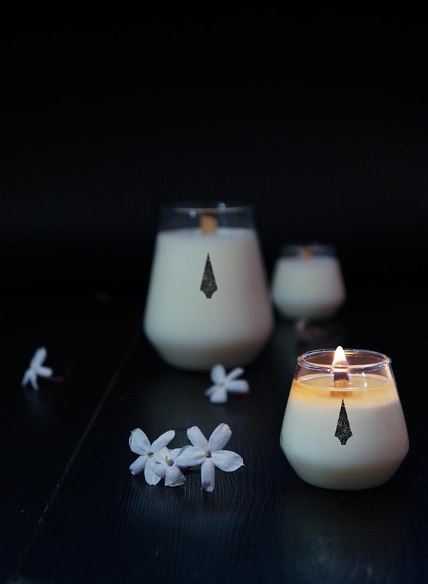 Black Arrow Candles