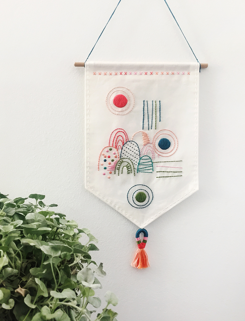 Etsy Make for good Sonia Lyne (Dandelyne) x Lisa Tilse (we Are Scout) collaboration. Wall hanging kit.