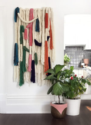 Amazing wool wall hanging DIY