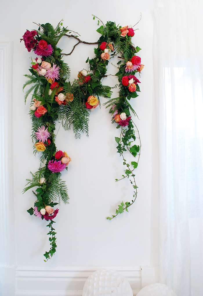 DIY fresh flower garland - step by step guide