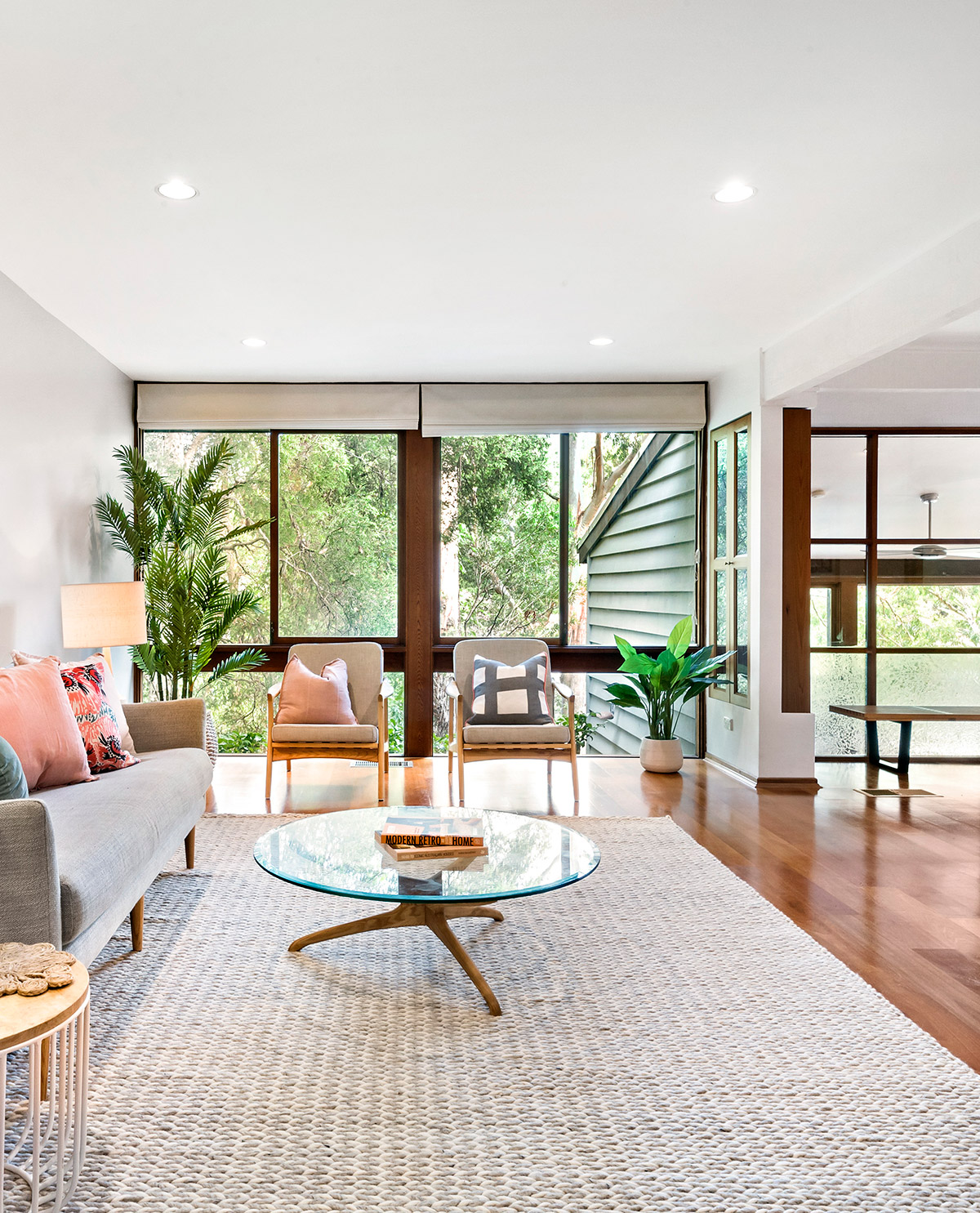 A fabulous mid century Pettit + Sevitt Sydney home